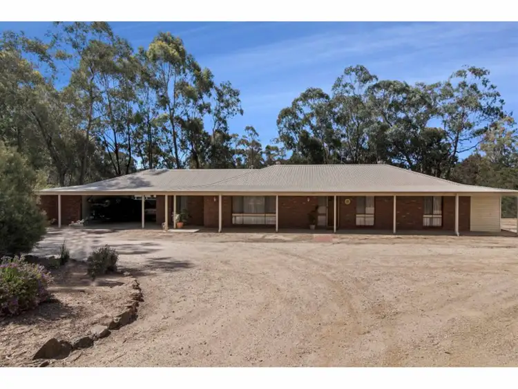 101 Hammill Street, Kangaroo Flat VIC 3555