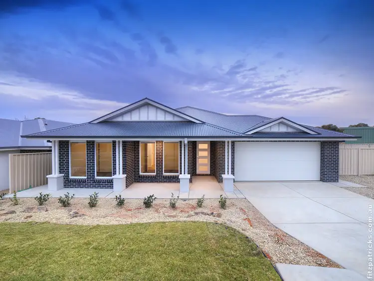 13 Kentucky Crescent, Gobbagombalin NSW 2650