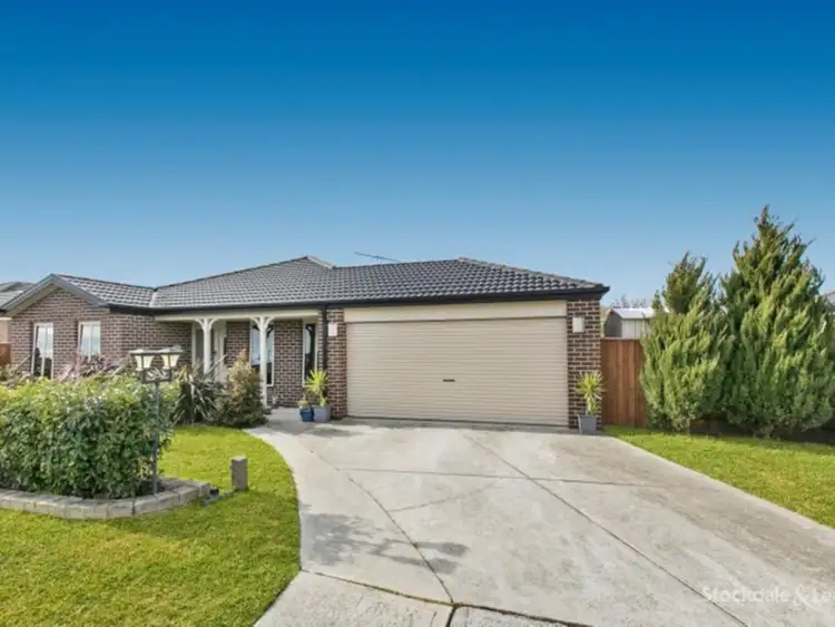 8 Ramona Way, Pakenham VIC 3810