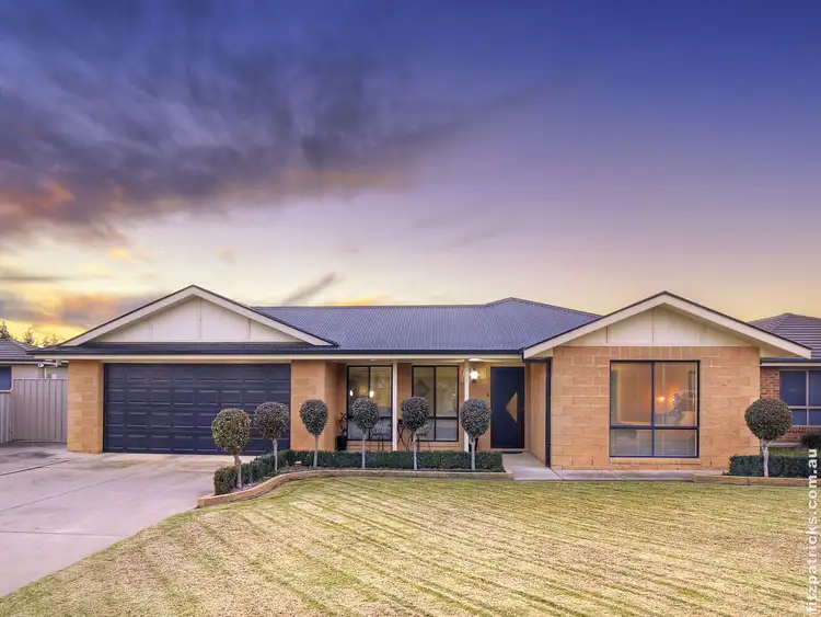 13 Birri Place, Glenfield Park NSW 2650