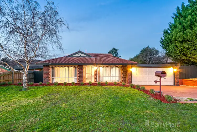 4 Union Avenue, Pakenham VIC 3810