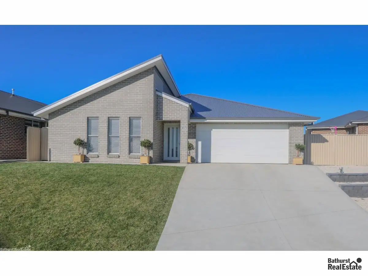 Main view of Homely house listing, 2a O'Farrell Place, Kelso NSW 2795