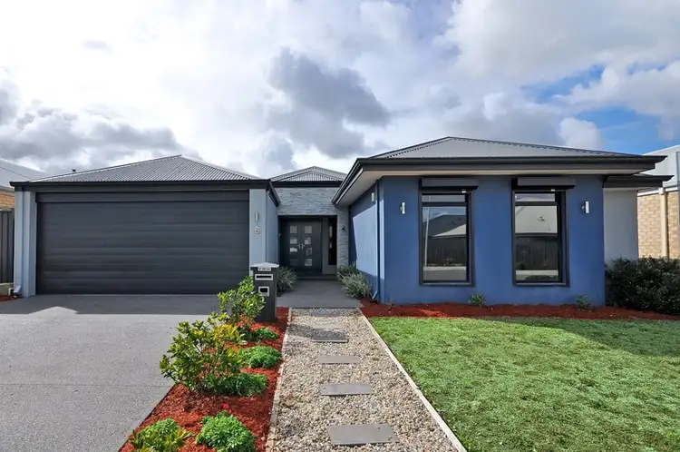 6 Wharton Parade, Brabham WA 6055