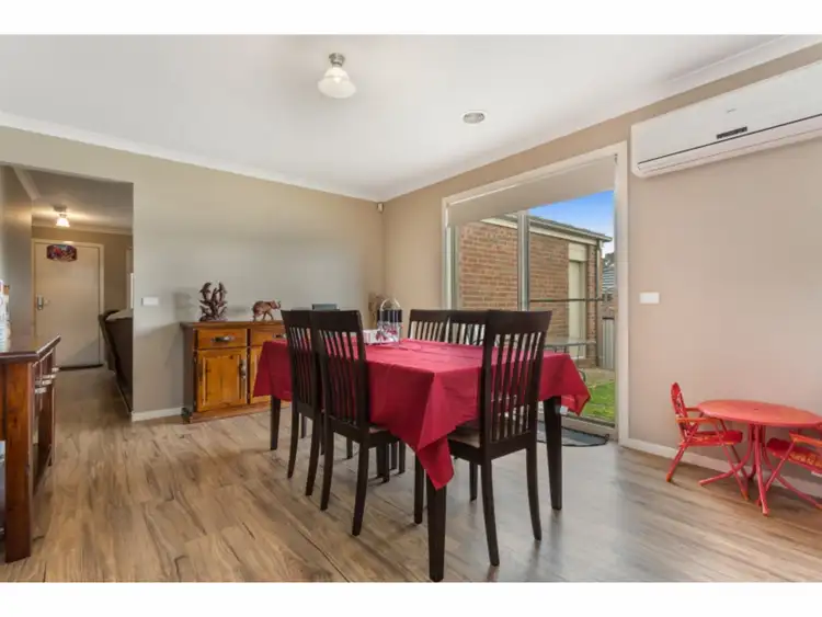 Third view of Homely house listing, 4 Garnet Court, Kangaroo Flat VIC 3555
