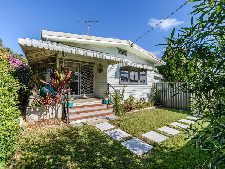 5 Kenmar Street, Labrador QLD 4215