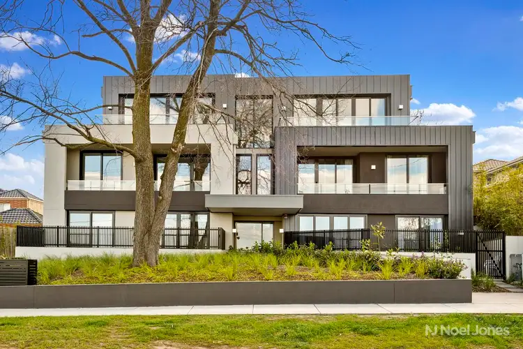 16/97 Whittens Lane, Doncaster VIC 3108