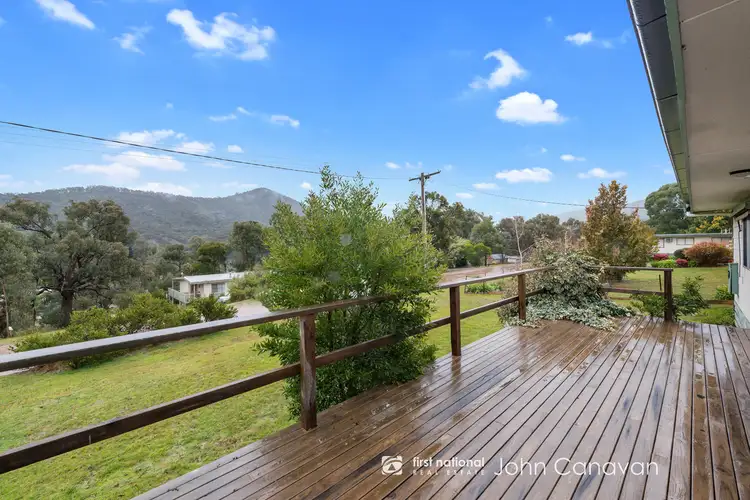9 Trout Stream Way, Macs Cove VIC 3723