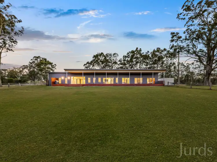 30 The Ballabourneen, Lovedale NSW 2325