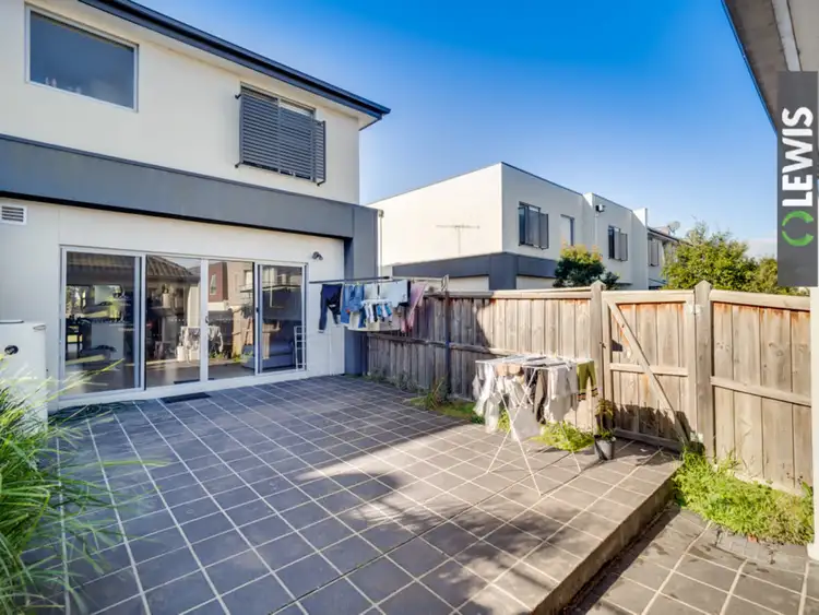 Seventh view of Homely townhouse listing, 9 Angeline Way, Craigieburn VIC 3064