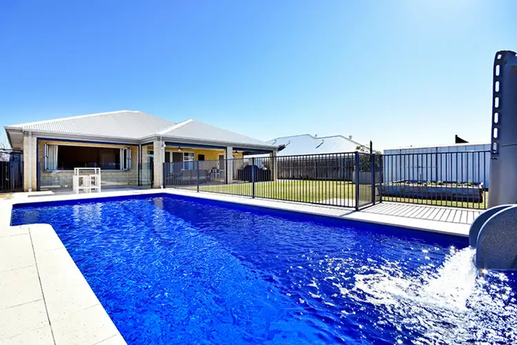 10 Hodnet Bend, The Vines WA 6069