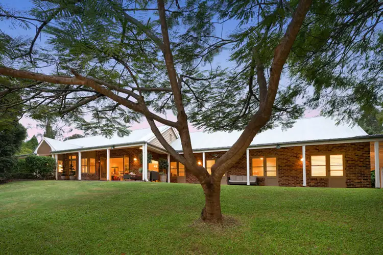 60 Willunga Street, Brookfield QLD 4069