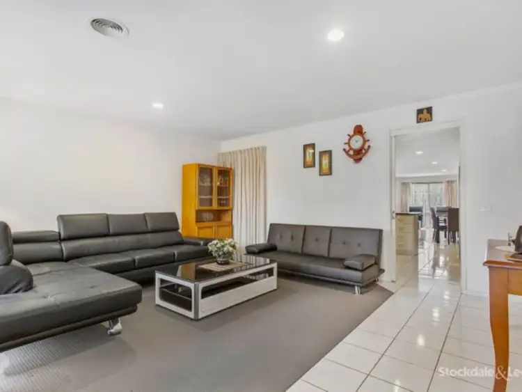 Fifth view of Homely house listing, 17 Breamlea Way, Cranbourne West VIC 3977