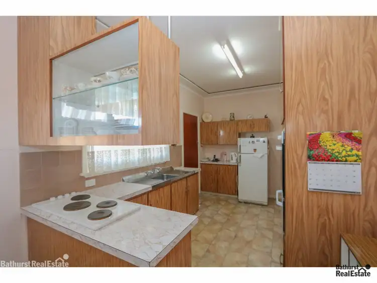 Sixth view of Homely house listing, 16 Vine Street, South Bathurst NSW 2795
