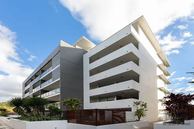 6/95 Clarence Road, Indooroopilly QLD 4068