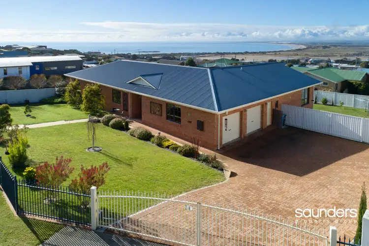 4 Andrews Place, Bridport TAS 7262