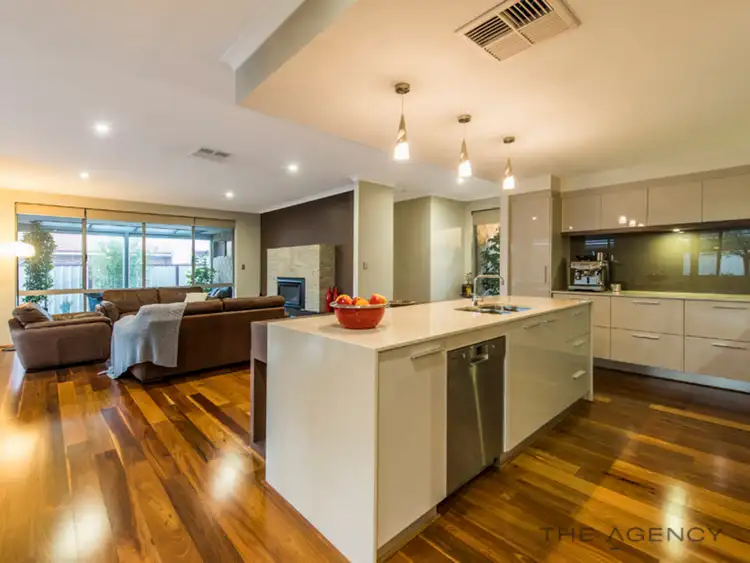 Sixth view of Homely house listing, 8 Ecru Court, Southern River WA 6110