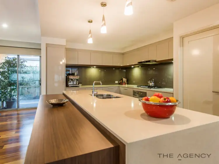 Seventh view of Homely house listing, 8 Ecru Court, Southern River WA 6110