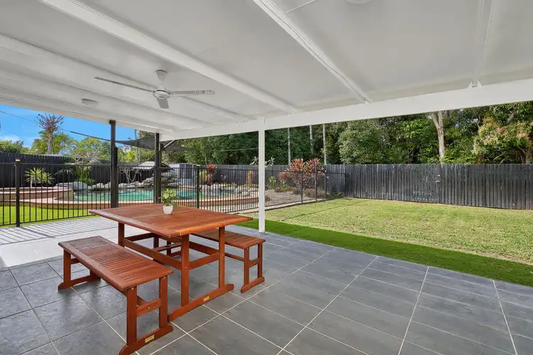 4 Coolangatta Close