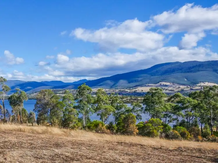 1 Fisher Drive, Herdsmans Cove TAS 7030
