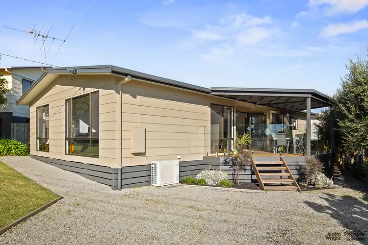 7 Honolulu Avenue, Smiths Beach VIC 3922