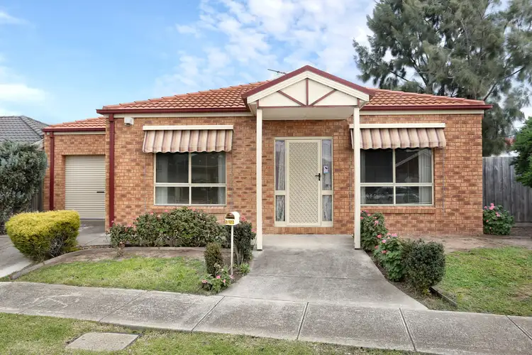 2/122 Rosella Avenue, Werribee VIC 3030