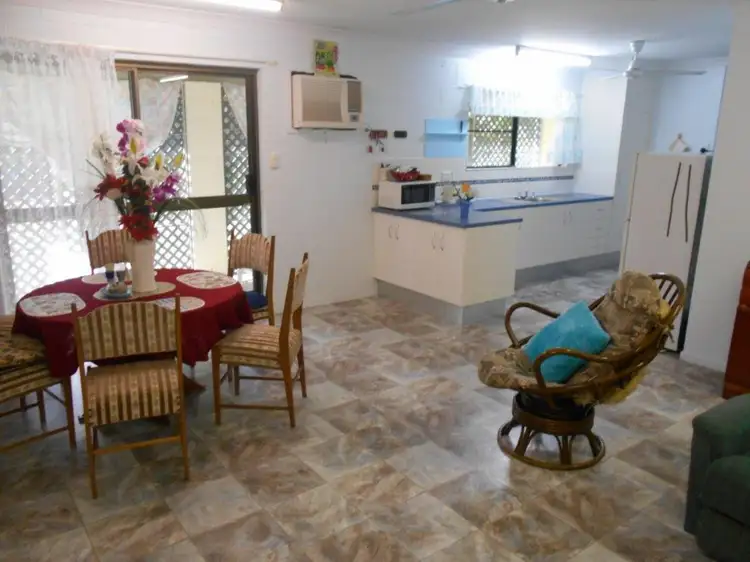120 John Dory Street, Taylors Beach QLD 4850