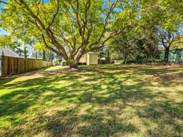 1B Gladstone Street, Newtown QLD 4350