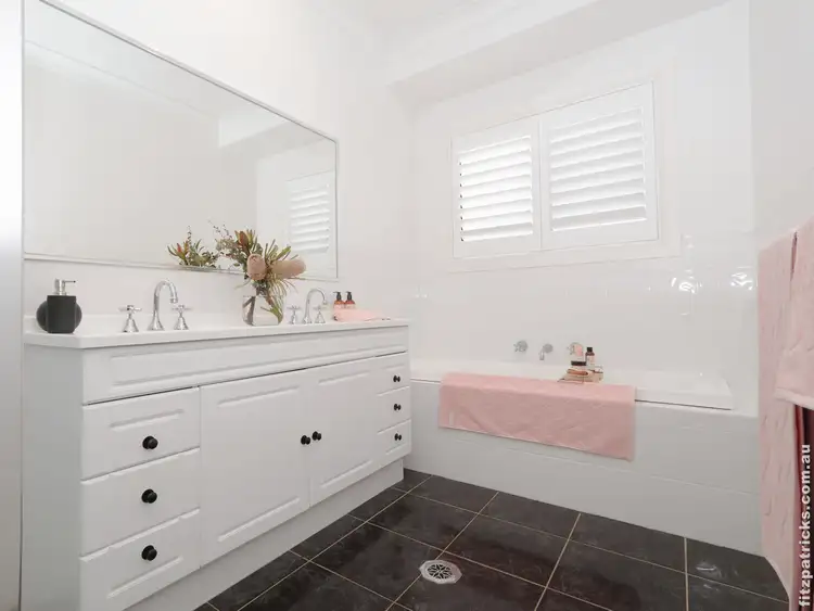 Sixth view of Homely house listing, 13 Depazzi Close, Lake Albert NSW 2650