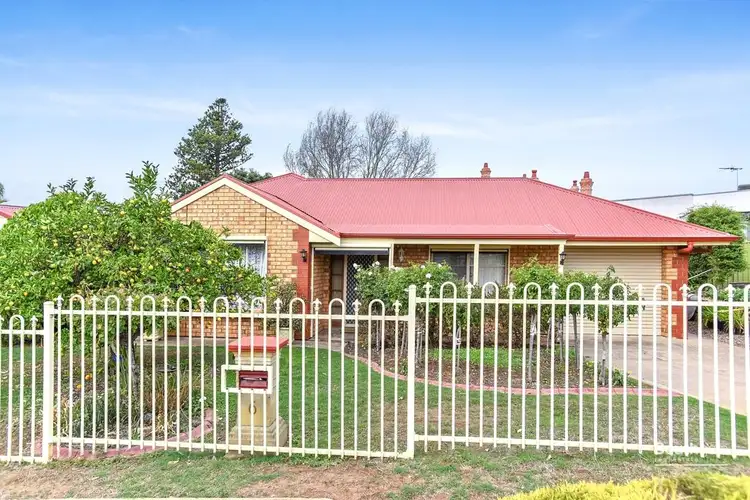 6 Mataro Avenue, Mclaren Vale SA 5171