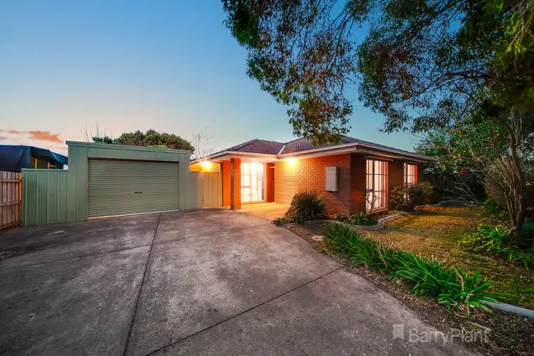23 Duncan Drive, Pakenham VIC 3810