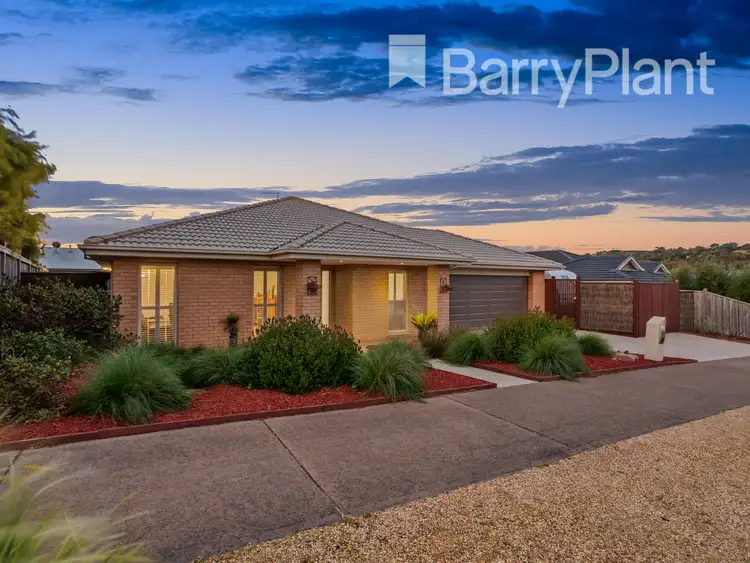 9 Crestwood Drive, Rosebud VIC 3939