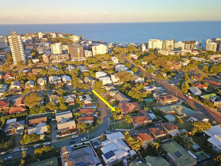 2/37 Hodgens, Caloundra QLD 4551