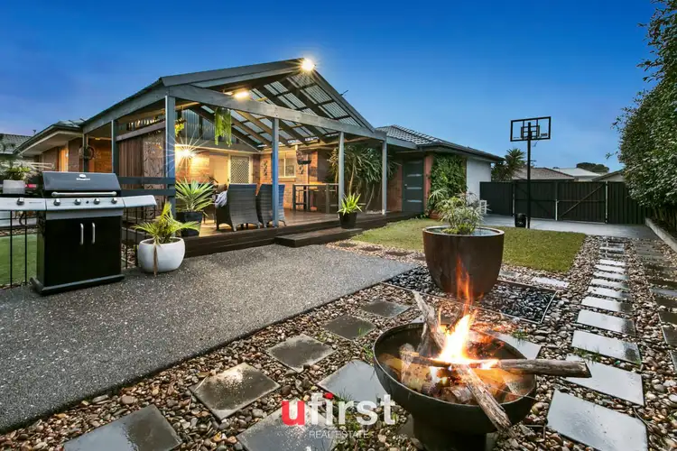 14 Cavill Close, Langwarrin VIC 3910