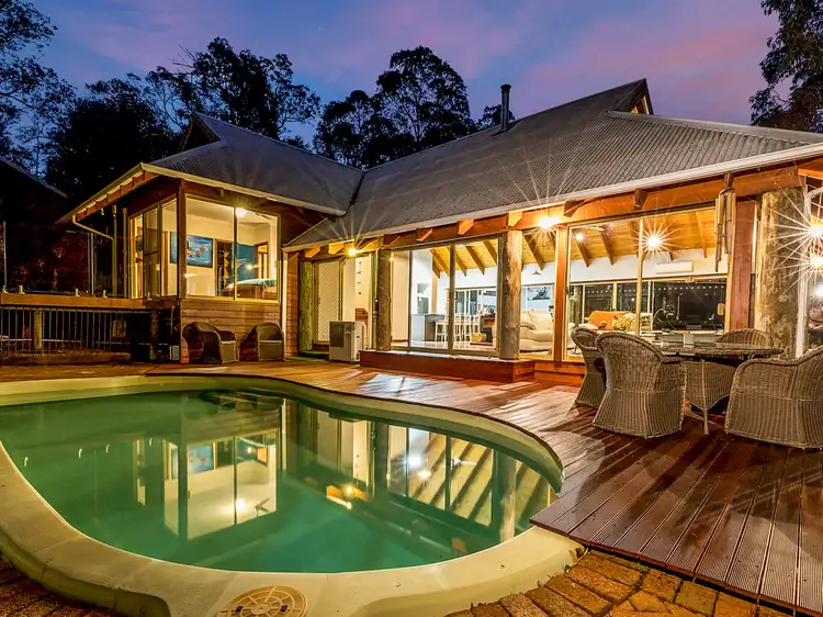 945 Martin Road, Mundaring WA 6073