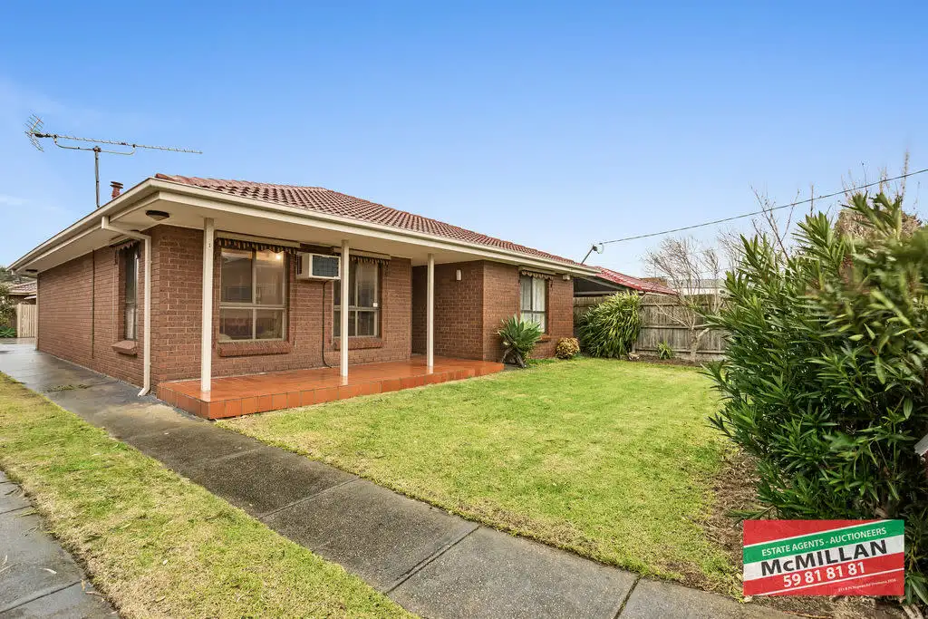 Main view of Homely house listing, 1/11 Beachurst Avenue, Dromana VIC 3936