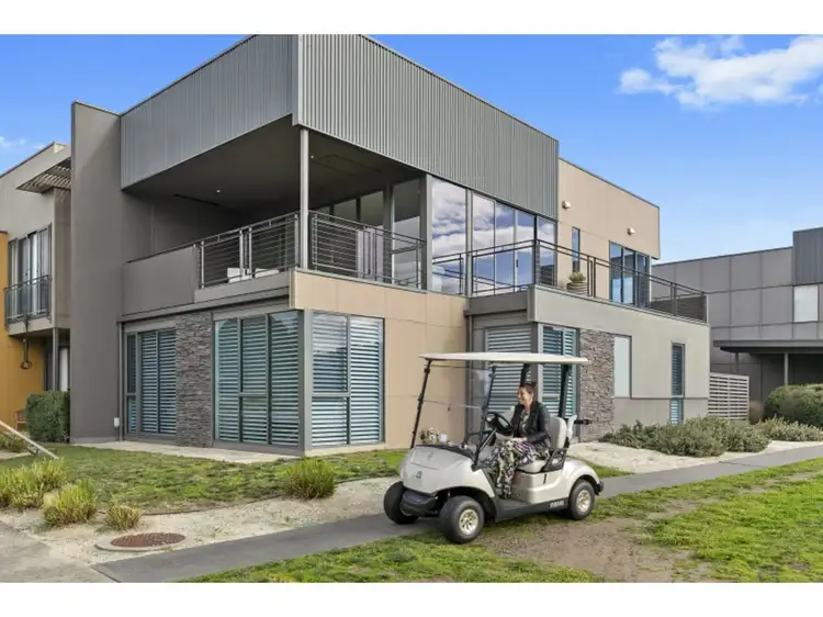 5 Seaspray Place, Torquay VIC 3228