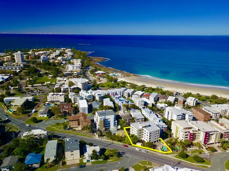 Main view of Homely unit listing, 2/7 Mahia Terrace, Kings Beach QLD 4551