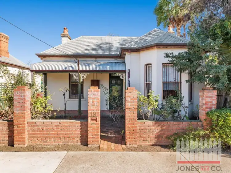 19 Olive Street, Guildford WA 6055