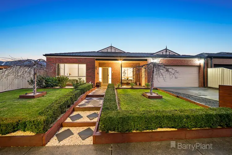 8 Lobelia Street, Pakenham VIC 3810