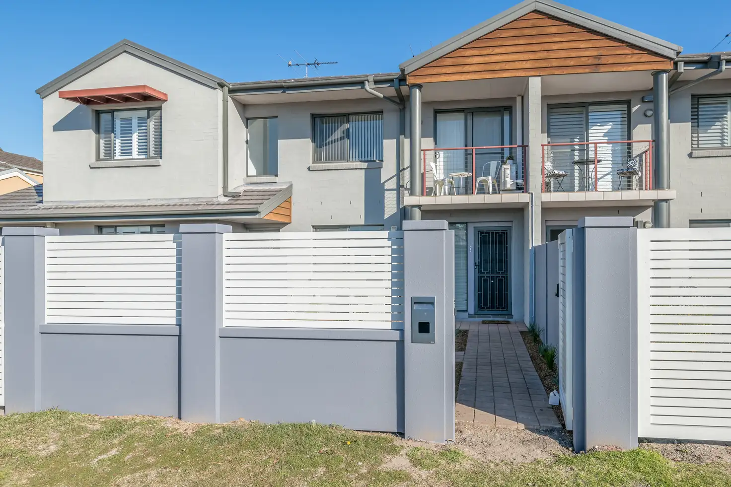Main view of Homely townhouse listing, 3/26 Churchill Circuit, Hamilton South NSW 2303