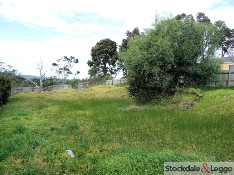 27 Mann Street, Moe VIC 3825