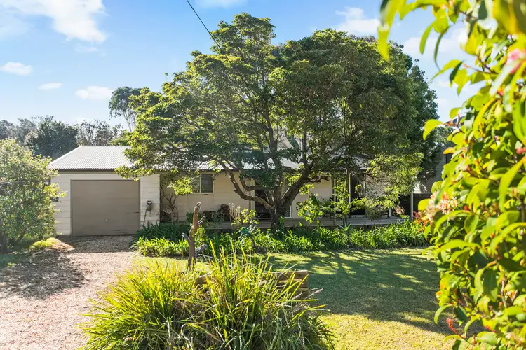 15 Rosemary Avenue, Bawley Point NSW 2539