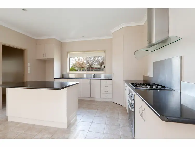 Sixth view of Homely house listing, 9 Kylie Court, Sale VIC 3850