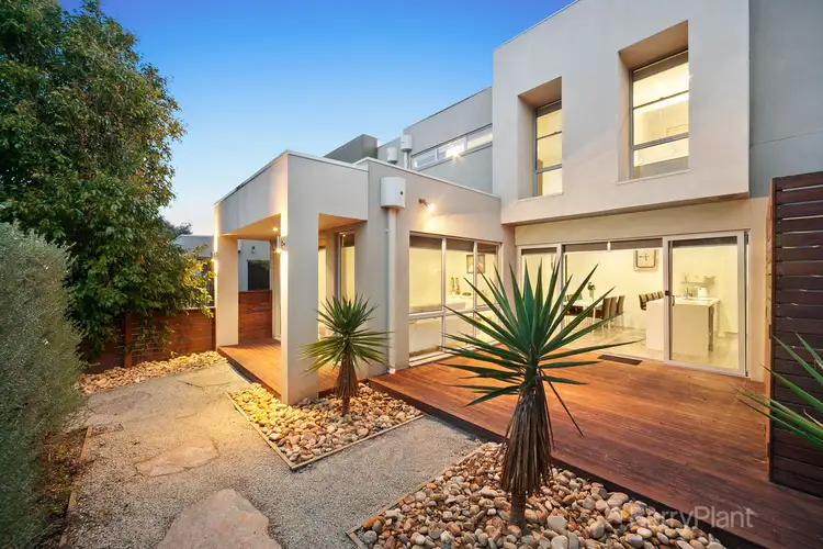 24 Manna Row, Officer VIC 3809