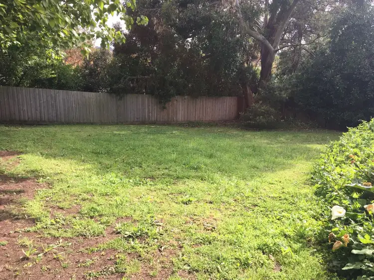 Fifth view of Homely block of units listing, 106a & 106b Botanic Road, Warrnambool VIC 3280