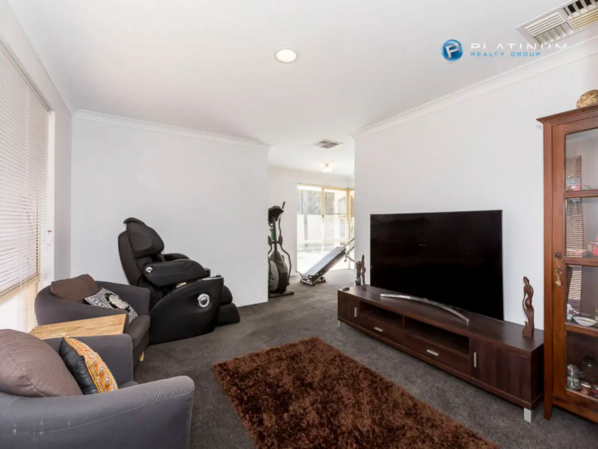 Main view of Homely house listing, 4 Killarney Close, Connolly WA 6027