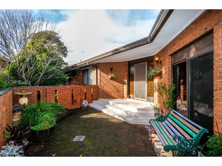4 Julie Court, Sale VIC 3850