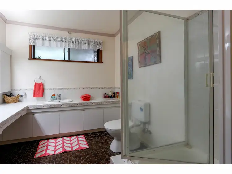 Fourth view of Homely house listing, 4 Julie Court, Sale VIC 3850