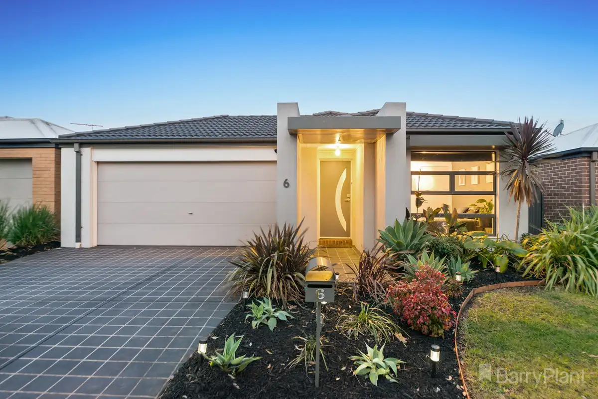 Main view of Homely house listing, 6 Walnut Way, Pakenham VIC 3810
