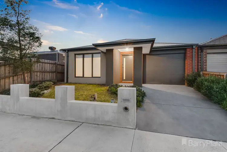 3 Arlington Avenue, Pakenham VIC 3810